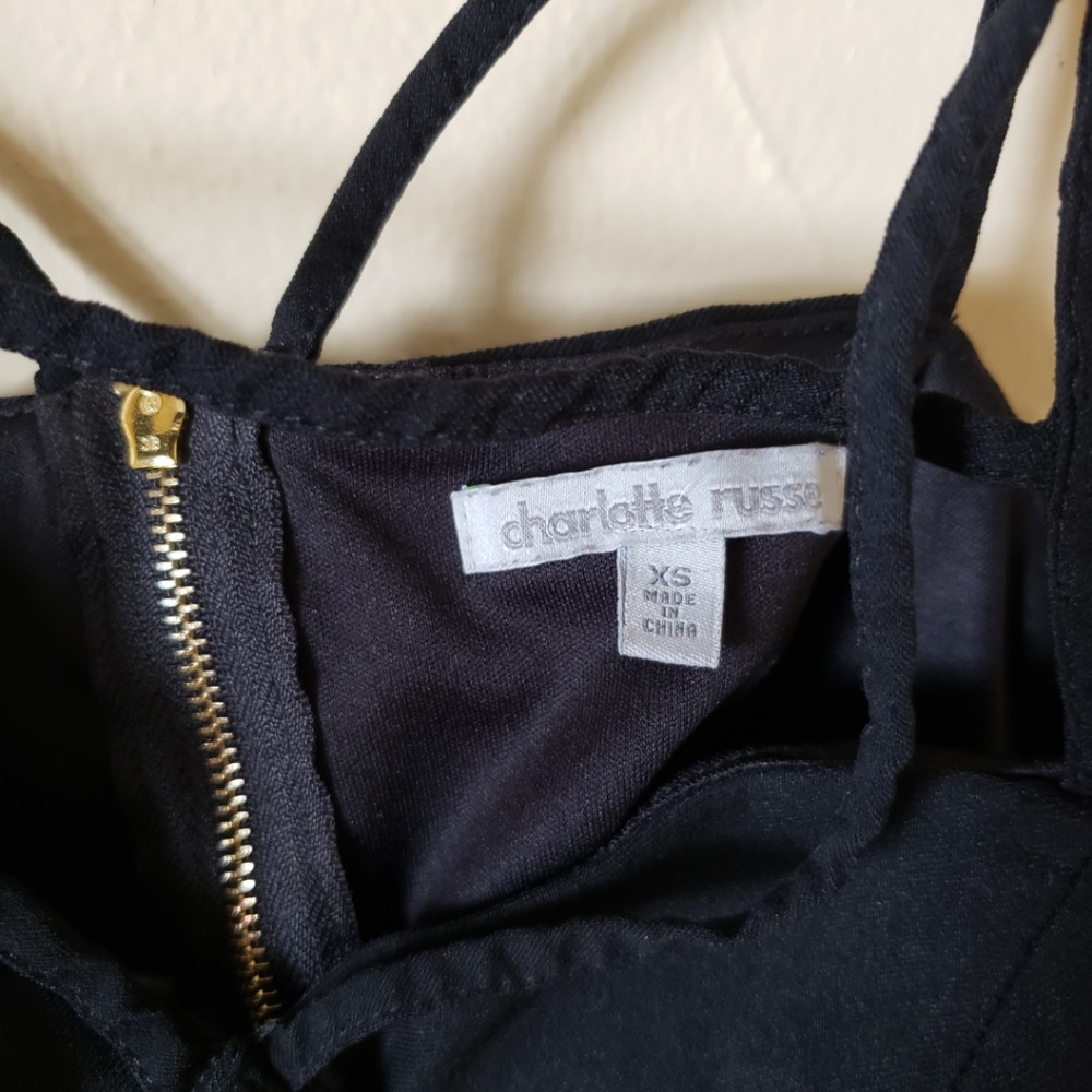 *SOLD CR Black Caged Strappy Crop Top XS - Picture 6 of 6